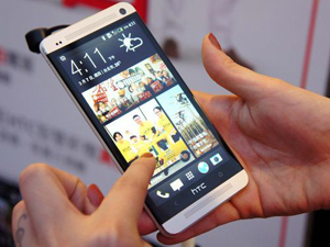 В мае HTC отгрузит более 2 млн смартфонов HTC One
