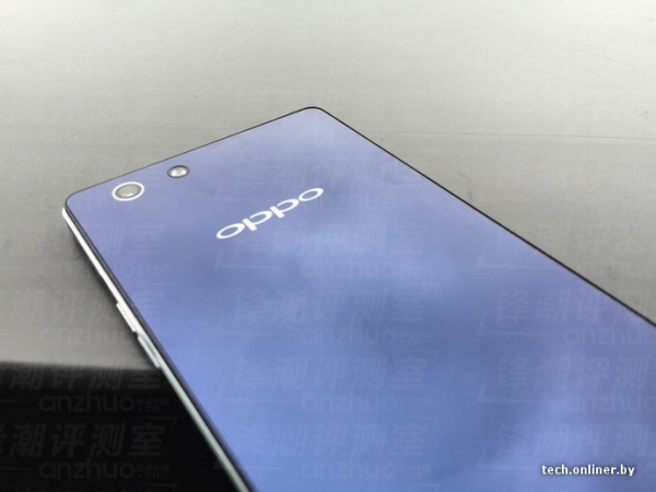 В сеть попали новые фото неанонсированного смартфона Oppo R1C (9 фото)