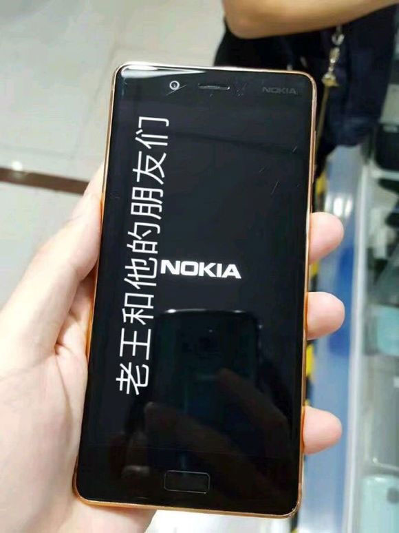 Реальные изображения Nokia 8 просочились в сеть