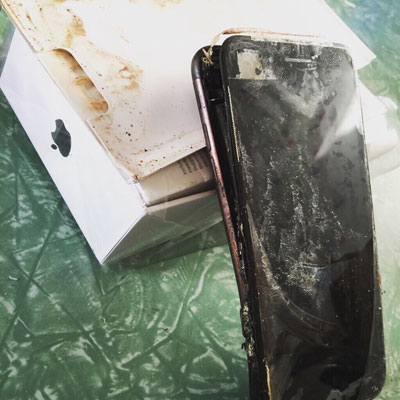 Это случилось: в сети появился взорванный iPhone 7