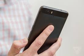 Новые телефоны Google Nexus могут быть представлены Verizon без упоминания марки Nexus