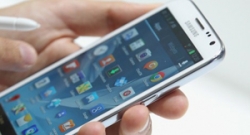 Samsung в пять раз опережает Apple по темпам роста на рынке смартфонов