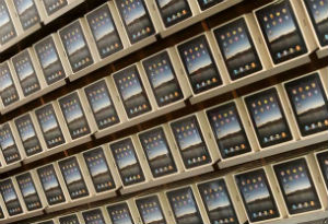 Apple и Samsung теряют контроль над рынком планшетов