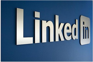 Деловая социальная сеть LinkedIn уходит в минус