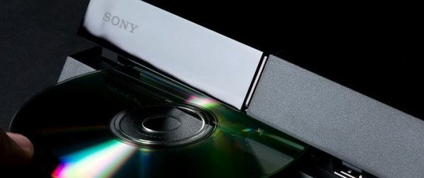 Sony продает PlayStation 4 себе в убыток