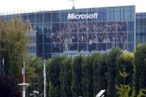 Аналитики рекомендуют Microsoft не взимать плату за обновление Windows