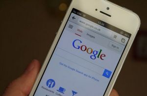 Google заплатила 1 млрд долларов Apple за поиск в iPhone