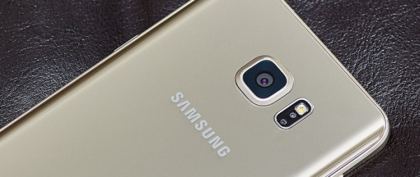 Samsung будет бесплатно раздавать смартфоны туристам в Южной Корее