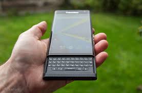 Blackberry Priv стал доступен в магазинах Verizon