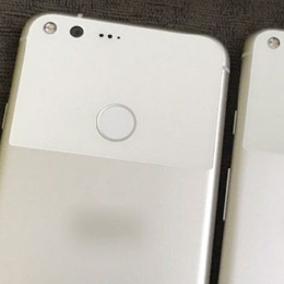 Слитые фотографии Google Pixel и Pixel XL показывают белую версию двух телефонов