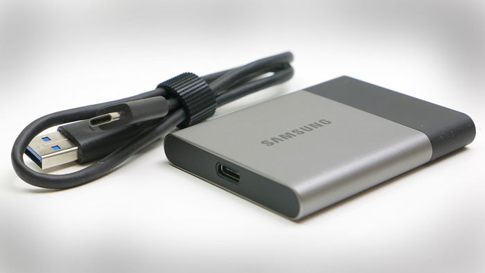 Лучший внешний жесткий диск: Samsung T3 Portable SSD